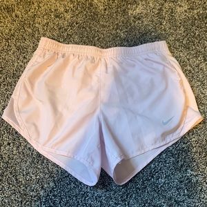Kids/girls medium light pink Nike shorts